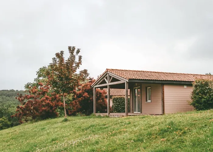 H Des Lacs 3p 4 Pers منتجع