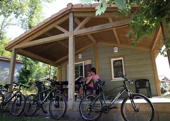 منتجع H Des Lacs 3p 4 Pers مونكلار دو كيارْسي