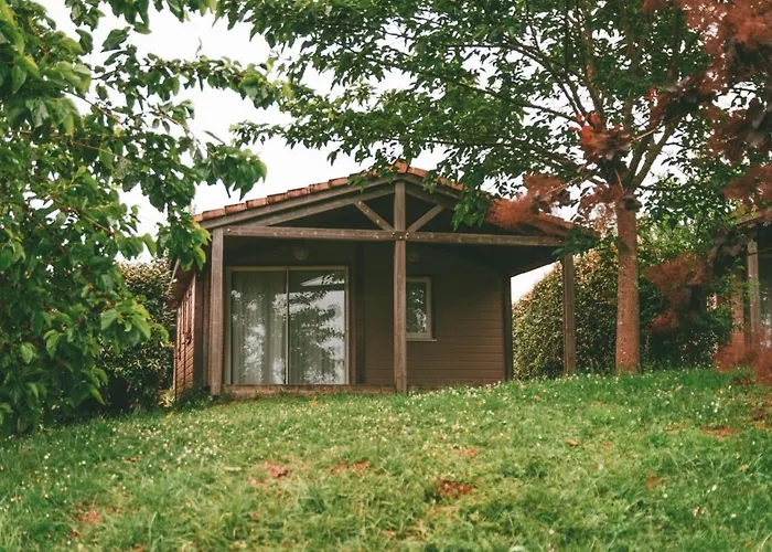 منتجع H Des Lacs 3p 4 Pers مونكلار دو كيارْسي