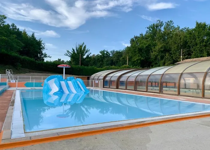 H Des Lacs 3p 4 Pers * مونكلار دو كيارْسي